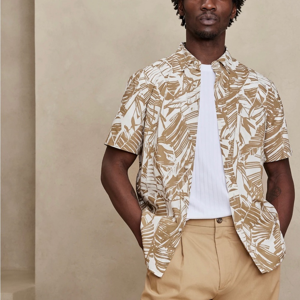 NEW Men’s Banana Republic Button Down Shirt
